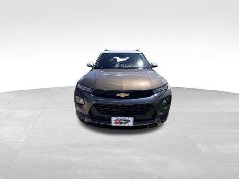 Used 2021 Chevrolet TrailBlazer ACTIV w/ Convenience Package AWD/4WD image 2