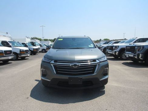 Used 2023 Chevrolet Traverse LT AWD/4WD image 5