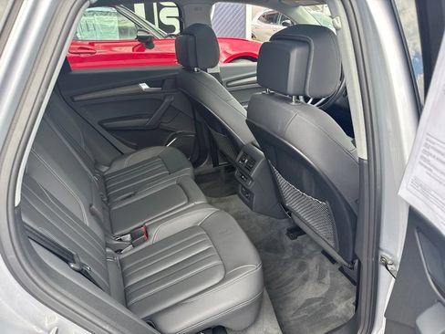 Used 2023 Audi Q5 2.0T Premium w/ Convenience Package AWD/4WD image 58