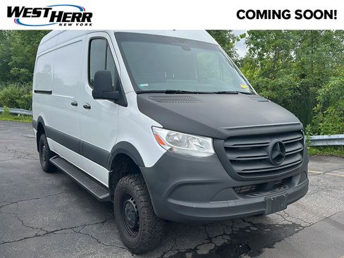 Used 2023 Mercedes-Benz Sprinter 2500 image 1