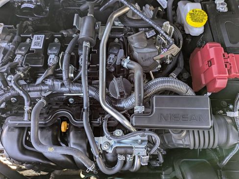 Used 2025 Nissan Sentra SV FWD image 34