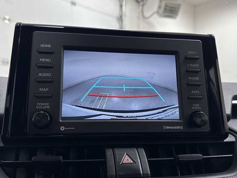 Certified 2022 Toyota RAV4 SE image 19