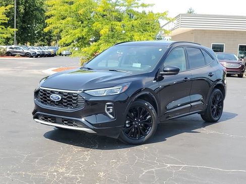 Certified 2023 Ford Escape ST-Line Elite w/ Premium Technology Package AWD/4WD image 37