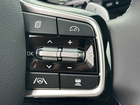 New 2026 Kia Carnival SX Prestige FWD image 25