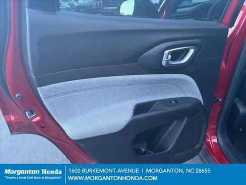 Used 2024 Jeep Compass Latitude AWD/4WD image 21