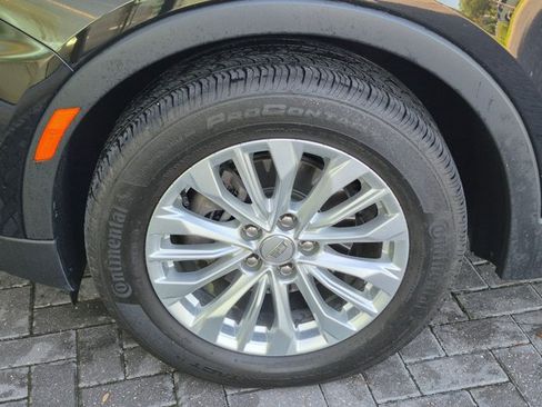 Used 2024 Cadillac XT4 Luxury FWD image 19
