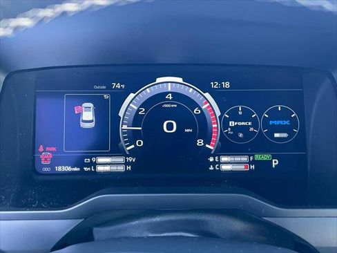 Certified 2024 Toyota Sequoia Capstone image 28