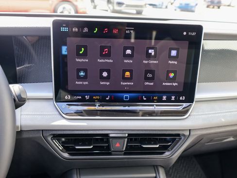 New 2026 Volkswagen Tiguan SE AWD/4WD image 19