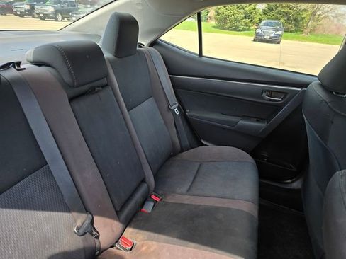 Used 2018 Toyota Corolla LE image 13