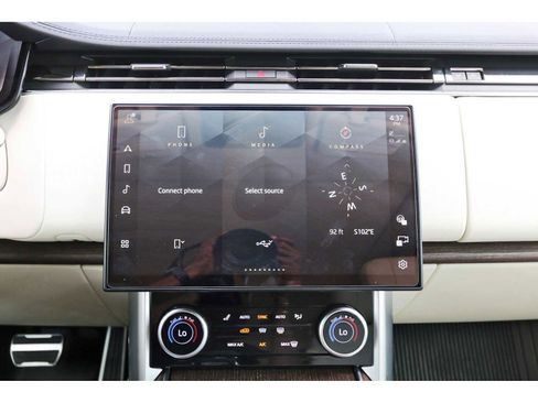 Used 2023 Land Rover Range Rover SE AWD/4WD image 22