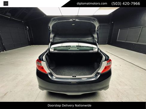 Used 2013 Toyota Camry SE FWD image 41