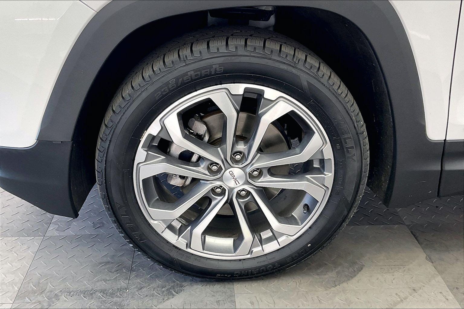 Used 2018 GMC Terrain SLT w/ Preferred Package AWD/4WD image 8