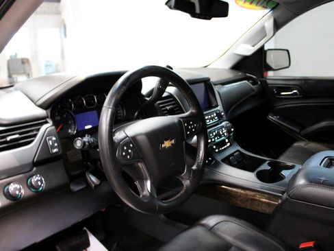 Used 2017 Chevrolet Tahoe LT image 9