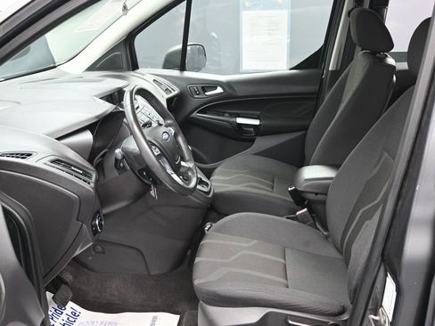 Used 2016 Ford Transit Connect XLT image 16