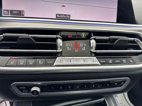 Used 2019 BMW X5 xDrive40i w/ Premium Package 2 image 19