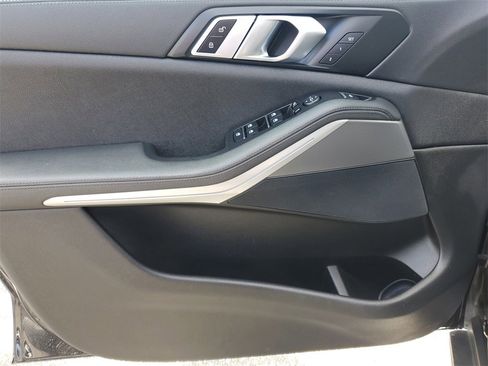 Used 2019 BMW X5 xDrive40i w/ Convenience Package image 23