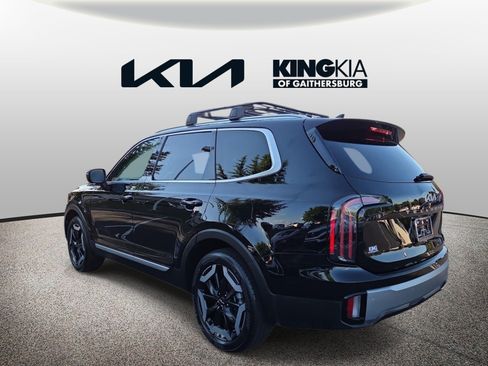 Certified 2023 Kia Telluride EX w/ EX Captain's Chair Package AWD/4WD image 6