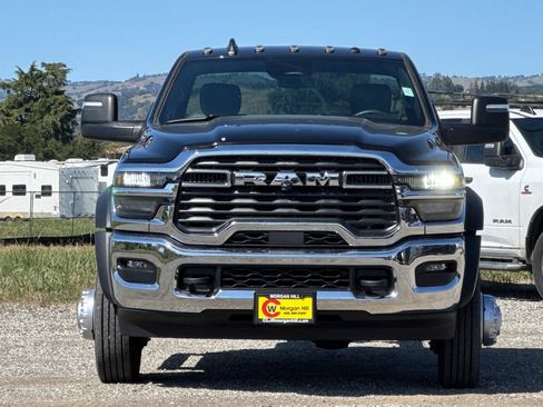 New 2026 RAM 5500 Tradesman AWD/4WD image 10