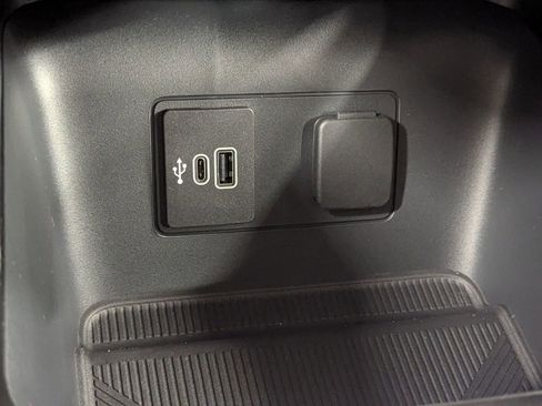 New 2026 Ford Explorer Active image 26