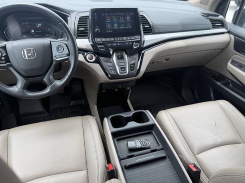 Used 2022 Honda Odyssey Touring image 18