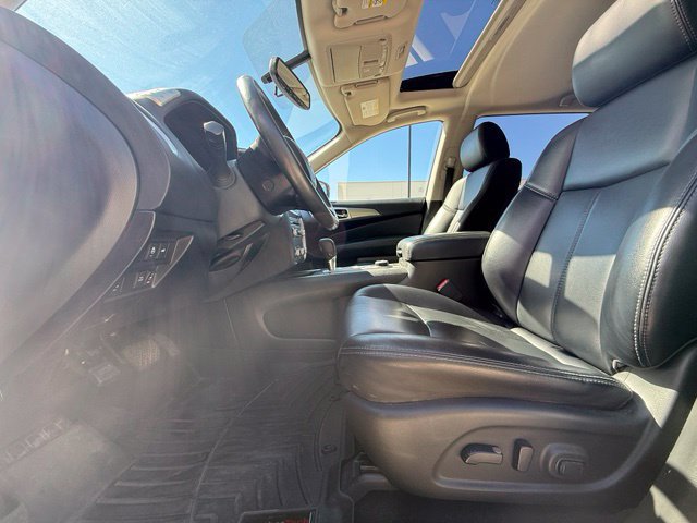 Used 2018 Nissan Pathfinder SL w/ SL Premium Package AWD/4WD image 10