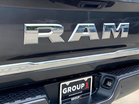 Used 2017 RAM 3500 Laramie Longhorn AWD/4WD image 30