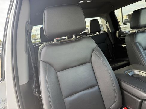 Used 2024 GMC Sierra 1500 SLT image 41