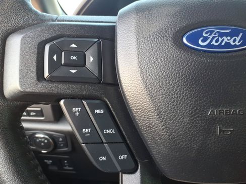 Used 2020 Ford F150 XLT w/ Equipment Group 302A Luxury AWD/4WD image 30