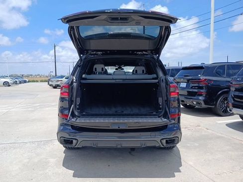Used 2023 BMW X5 sDrive40i w/ M Sport Package RWD image 9