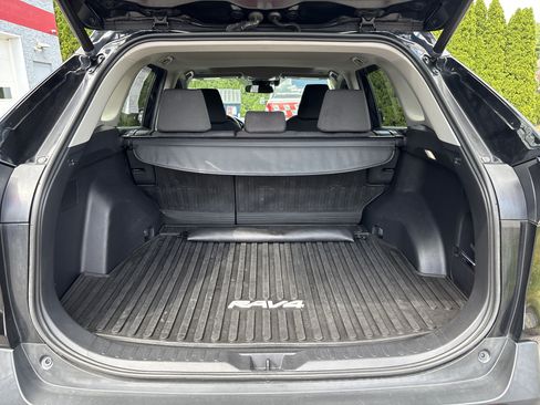 Certified 2023 Toyota RAV4 XLE w/ Convenience Package AWD/4WD image 5