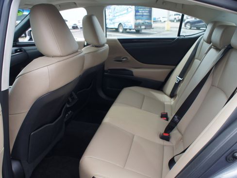 Used 2021 Lexus ES 250 w/ Premium Package AWD/4WD image 15