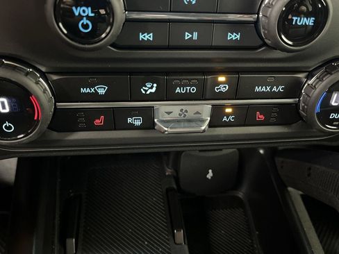 Used 2026 Ford Bronco Big Bend w/ Black Diamond Package AWD/4WD image 19