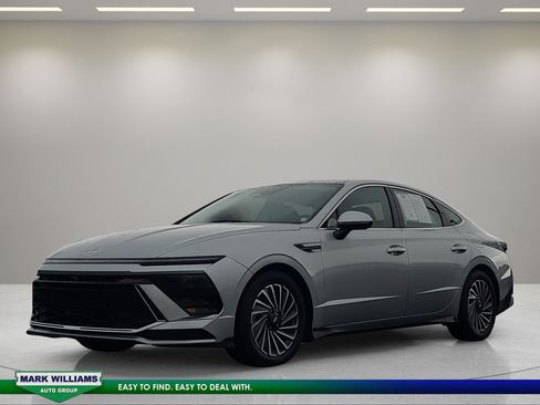 Used 2024 Hyundai Sonata Limited FWD image 8
