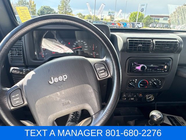 Used 2005 Jeep Wrangler Unlimited Rubicon AWD/4WD image 16