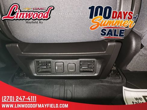 Used 2019 Chevrolet Silverado 1500 RST AWD/4WD image 15