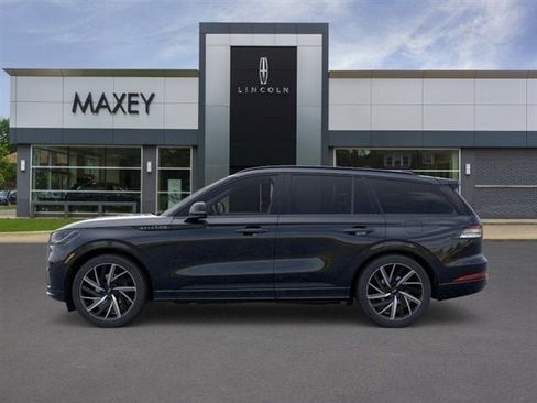New 2026 Lincoln Aviator Black Label w/ Jet Appearance Package AWD/4WD image 91