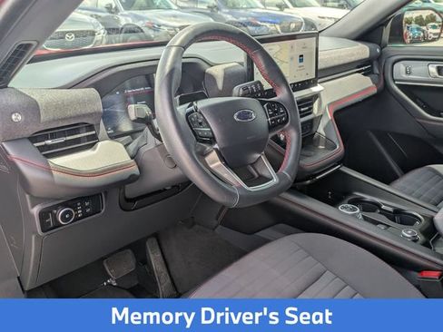 Used 2025 Ford Explorer ST-Line w/ Premium Package AWD/4WD image 34