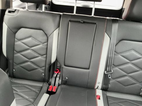 New 2026 Volkswagen Atlas Peak Edition image 12