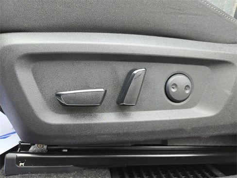 Certified 2023 Nissan Rogue SV image 12