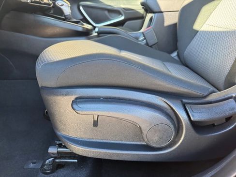 Certified 2025 Kia Soul LX image 15