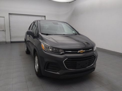 Used 2020 Chevrolet Trax LS w/ Tint and Cruise Package FWD image 14
