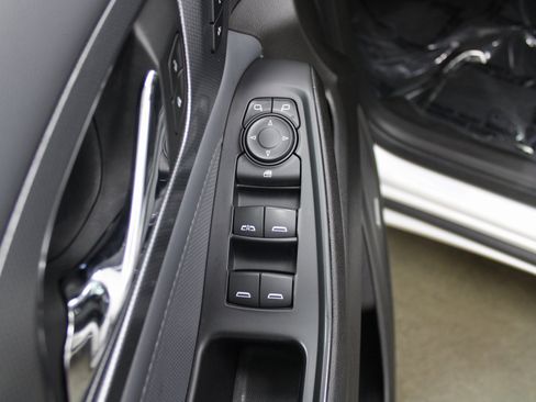 Used 2021 Chevrolet Traverse Premier w/ LPO, Floor Liner Package image 13