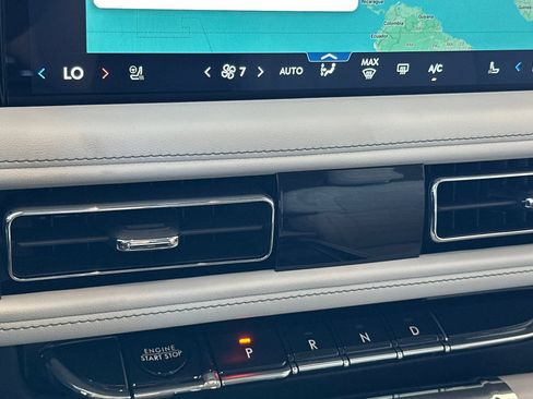 New 2025 Lincoln Aviator Reserve w/ Equipment Group 201A AWD/4WD image 21