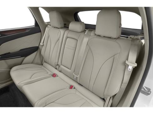 Used 2019 Lincoln MKC Reserve image 13