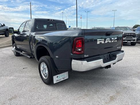 New 2026 RAM 3500 Tradesman AWD/4WD image 4