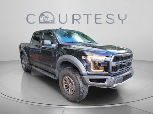 Used 2020 Ford F150 Raptor w/ Equipment Group 802A Luxury AWD/4WD image 4