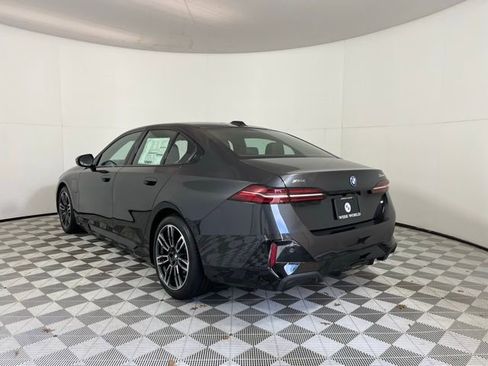 New 2026 BMW 550e xDrive 550e xDrive image 5