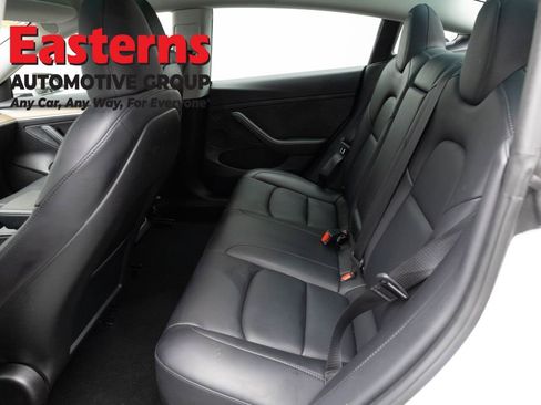 Used 2023 Tesla Model 3 Standard Range image 16