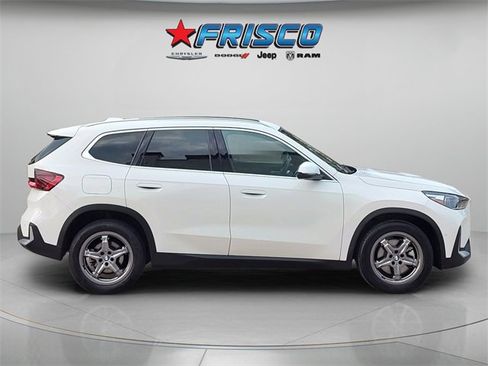 Used 2023 BMW X1 xDrive28i image 11