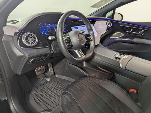 Used 2022 Mercedes-Benz EQS 580 4MATIC Sedan image 29